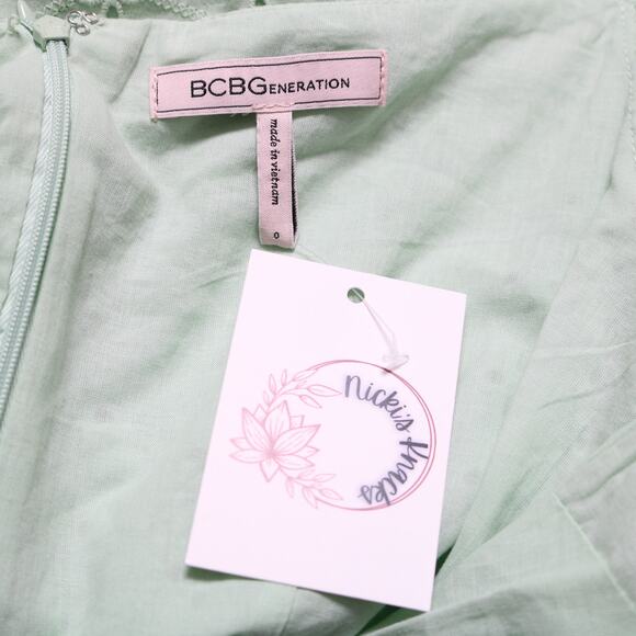 BCBGeneration Eyelet Halter Mini Dress Mint Green Puff Sleeve Cotton Size 0 - Picture 7 of 11
